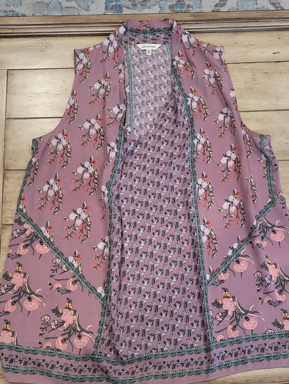 6 For $25"Max Studio Mauve Floral Open Front Top
